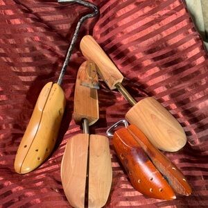 Lot Mismatched Shoetrees and Stretchers….